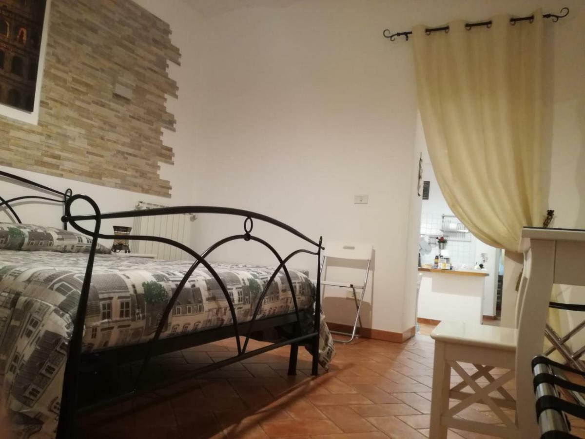 50 Passi Colosseo Apartment Рим Экстерьер фото